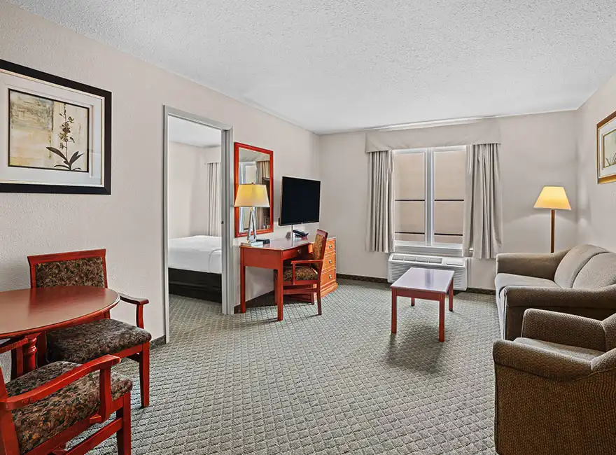 small-family-suite